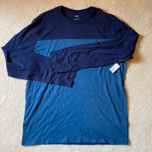 GAP Two Tone Long Sleeve T—Shirt